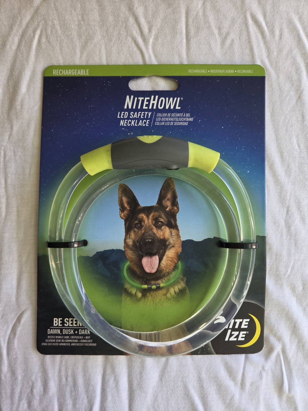 Nite Ize NiteHowl Rechargeable Green LED Saftey Necklace for Dogs 12-27in.